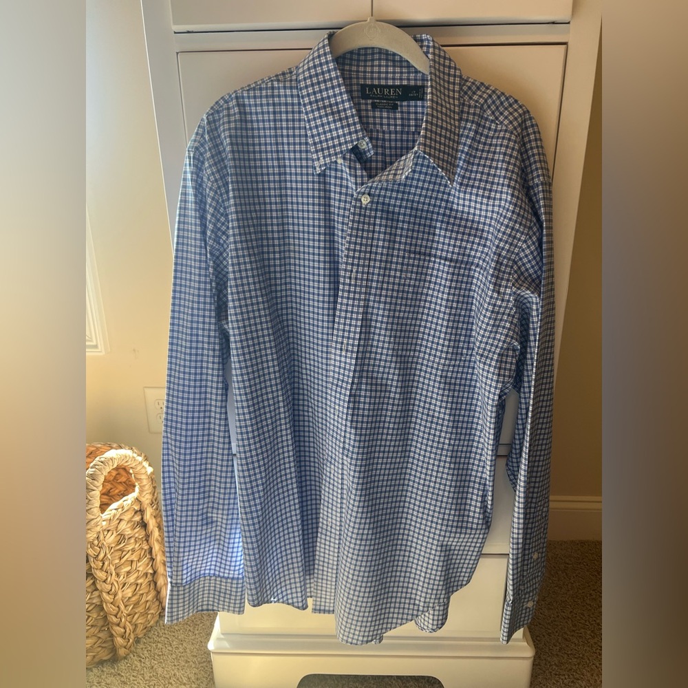Lauren by Ralph Lauren Men’s Blue Checked Classic Fit Button Down Shirt
Size 17